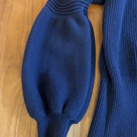 Sweater - Picture 2 of 2